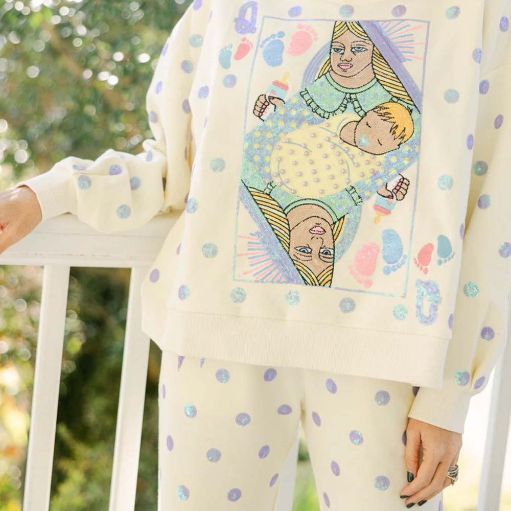 QUEEN OF SPARKLES mama sweatshirt NWT